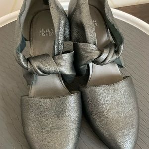 Eileen Fisher Front Twist 8.5 Pump